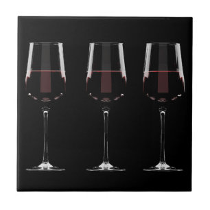 Carreau Vins avec vin rouge sur noir