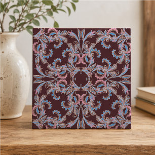 Carreau vintage rose et bleu arabesque sur fond bo