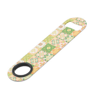 Carreaux ornés en vert et jaune