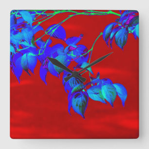 Carrée Horloge Feuille bleue du ciel rouge