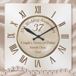 Carrée Horloge Personnalisée à l'occasion du 37e annivers