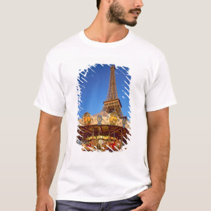 Carrousel, Eiffelturm, Paris, Frankreich T-Shirt
