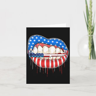 Carte 4 juillet Bite Le Drapeau Américain Des Lèvres À B