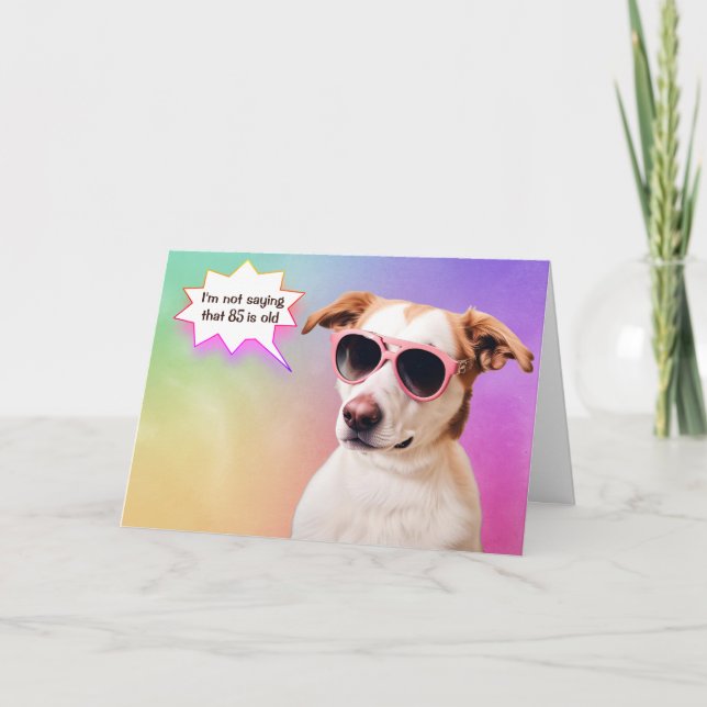Carte 85e Anniversaire Chien Hound Sur Arc En Ciel (Devant)