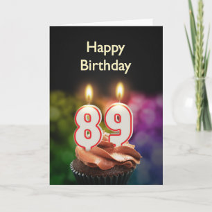 Carte 89e anniversaire avec gâteau et bougies