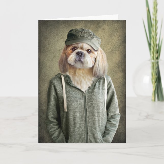 Carte Adorable Shih Tzu Portant un Casquette et un Sweat (Devant)