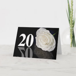 Carte anniversaire 20e avec une rose blanche class