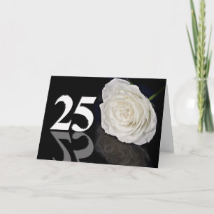 Carte anniversaire du 25e anniversaire avec une ro