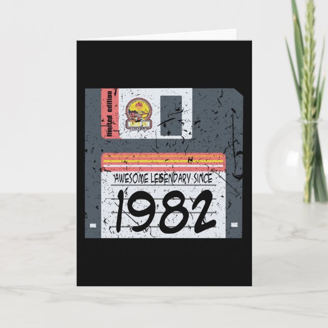 Carte Anniversaire nerd 1982 (Devant)