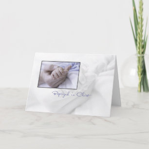 Carte Baptême, Garçon avec Mains Bébé en Bleu