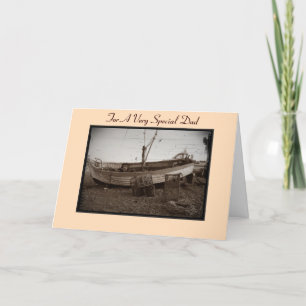 Carte bateau sur la plage avec pots de homard versé papa
