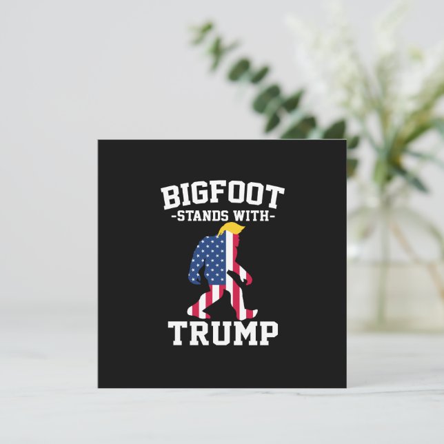 Carte Bigfoot Se Déplace Avec Les Élections Trump De 202 (Debout devant)