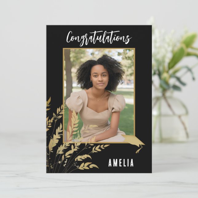 Carte Black Félicitations Gold Foliage Graduate Photo (Debout devant)