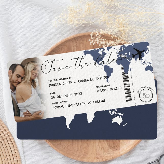 Carte bleue de la Marine Carte d'embarquement Enre (Save the Date - Boarding Pass Navy Blue with Photo of a couple)