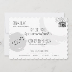 Carte Bon de cadeau élégant de photographie botanique mi