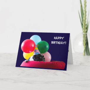 Carte Bonne humeur de chien d'anniversaire avec des ball