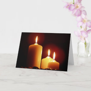 Carte Bougies lumineuses avec une lueur rouge, paisible