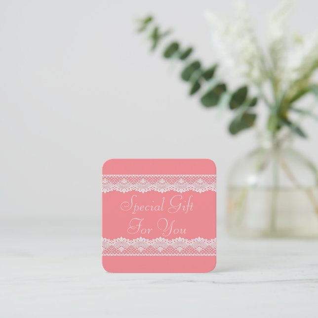 Carte cadeau Pink Lace (Debout devant)