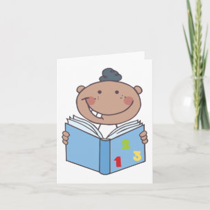Carte Caricature mignonne enfant Lire un livre de chiffr