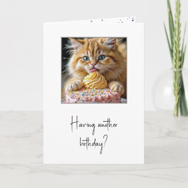 Carte Cat Licking a Birday Cake (Devant)