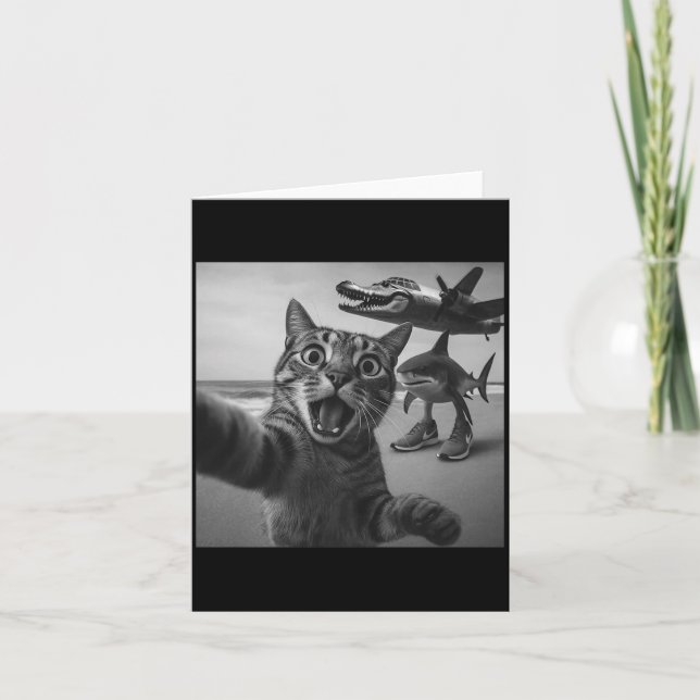 Carte Cat Selfie Shark Crocodile Italian Brainrot Meme M (Devant)