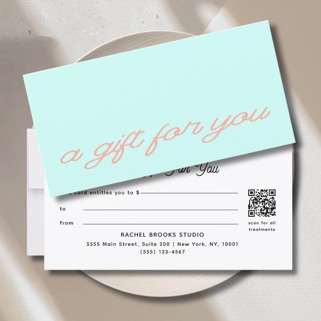 Carte Certificat Cadeau Code QR Moderne de Style Mint (Modern Script Mint QR Code Gift Certificate)
