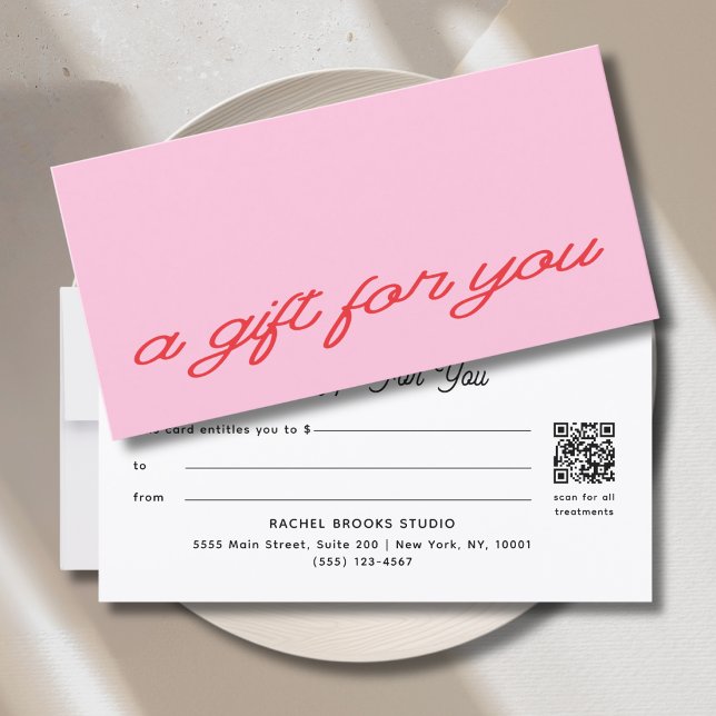 Carte Certificat Cadeau Code QR Rose Script Moderne (Modern Script Pink QR Code Gift Certificate)