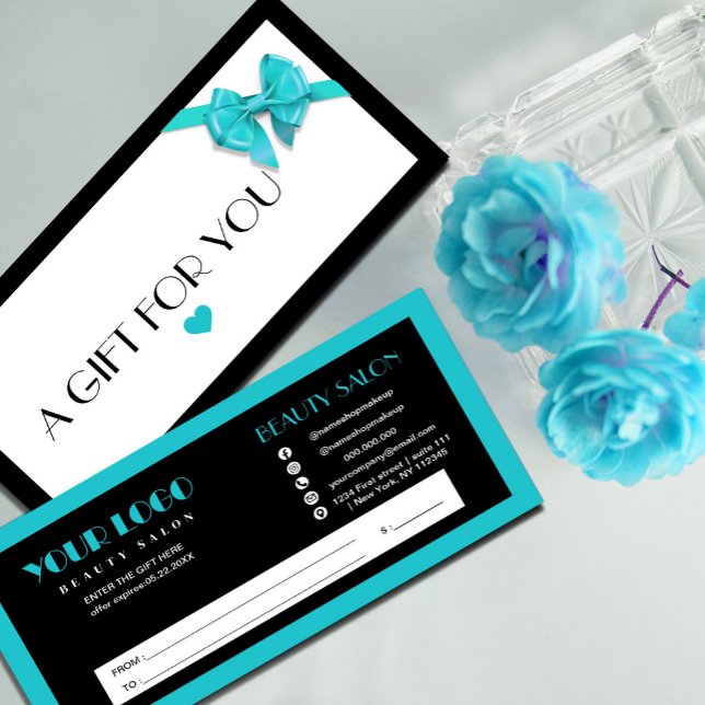 Carte Certificat cadeau de logo de coeur noir et turquoi (Black and Turquoise heart logo gift certificate. #giftcard #turquoise #lightblue)