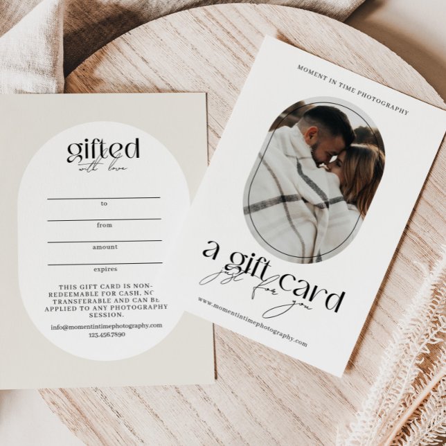 Carte Certificat cadeau photo ovale moderne (Créateur téléchargé)