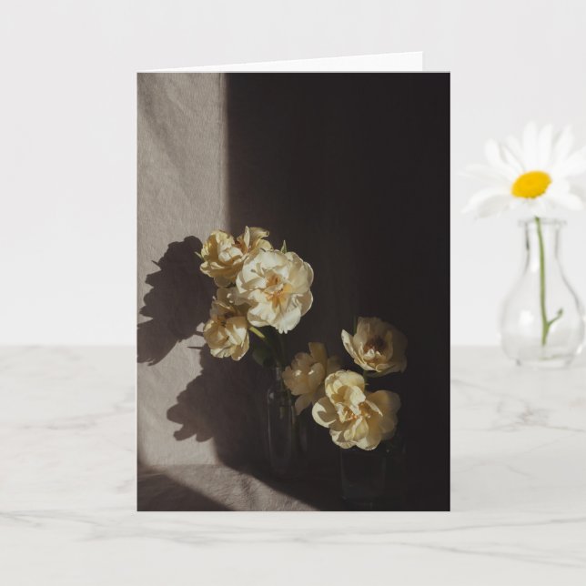 Carte Chiaroscuro Still Life Yellow Tulip Sympathy (Petite plante)