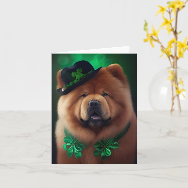 Carte Chien Chow Chow en tenue de la Saint-Patrick (Fleur jaune)