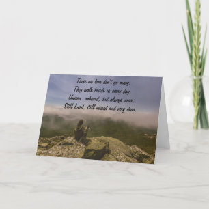 Carte Chien et femme sur une falaise rocheuse