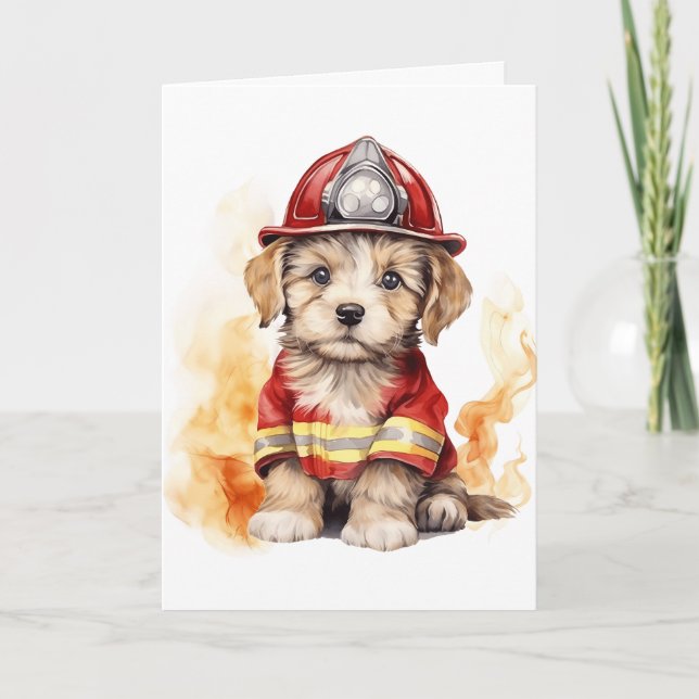 Carte Chien mignon en tenue de pompier en formation (Devant)