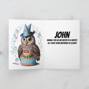 Carte Chouette portant le casquette d'anniversaire debou