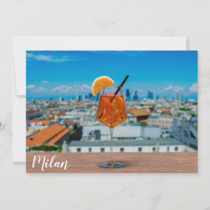 Carte Cocktail Spritz sur une table avec vue sur Milan