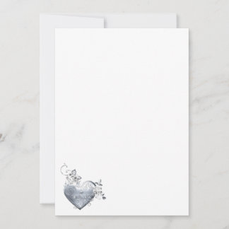 Carte Cœur en filigrane d'argent et roses blanches