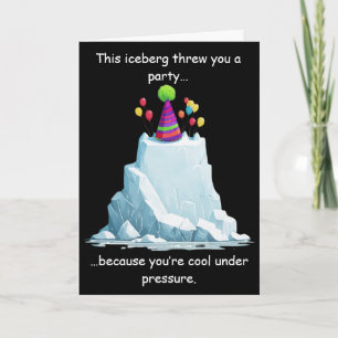 Carte Conception de fête d'anniversaire drôle d'iceberg