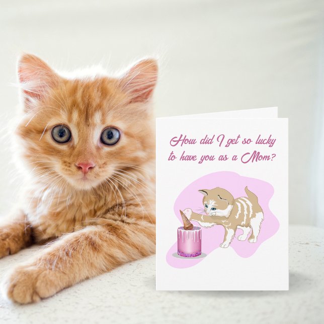 Carte Cute Cat Swiping à la fête des mères gâteau (Créateur téléchargé)