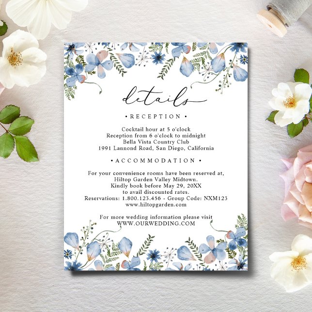 Carte D'accompagnement Aquarelle bleu Dusty Flowers Détails du Mariage (Créateur téléchargé)
