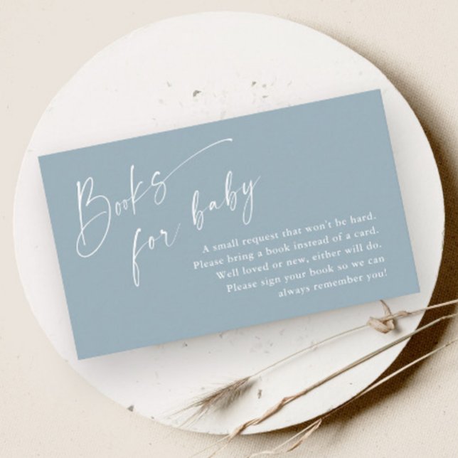 Carte D'accompagnement Baby shower de livres de script pour bébés garçons (Modern script dusty blue boys baby shower books for baby enclosure card.)