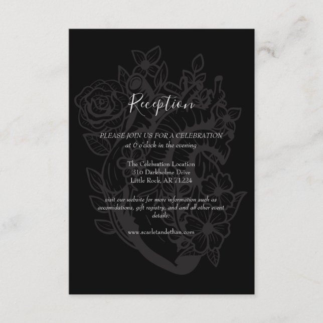 Carte D'accompagnement Black & Grey Floral Heart Réception de mariage got (Devant)