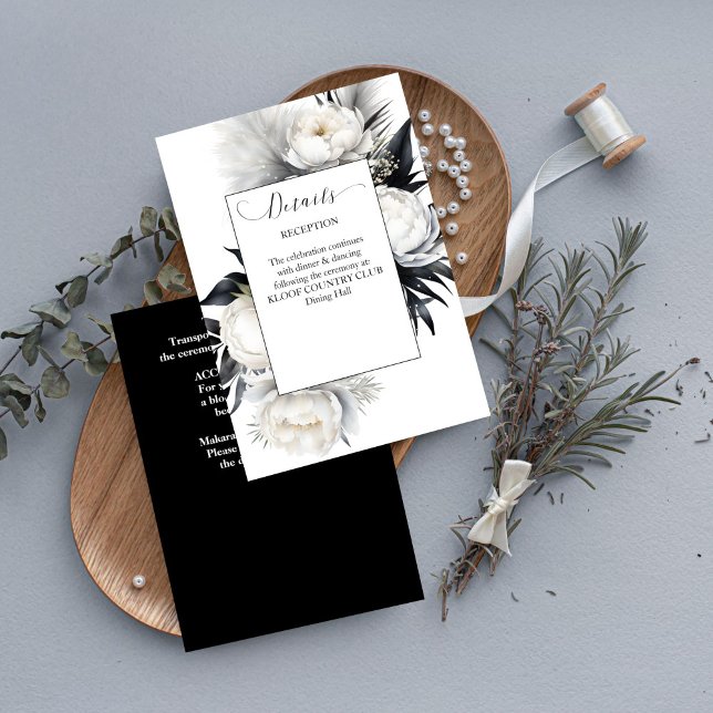 Carte D'accompagnement Boho noir et blanc élégants détails de mariage (Black and white boho elegant wedding details enclosure card white peonies black foliage modern card)