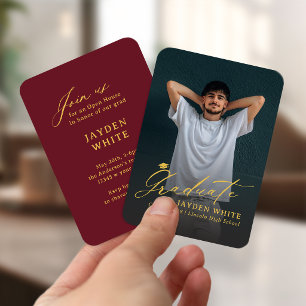 Carte D'accompagnement Burgundy Gold Mini Modern Script Photo Graduation