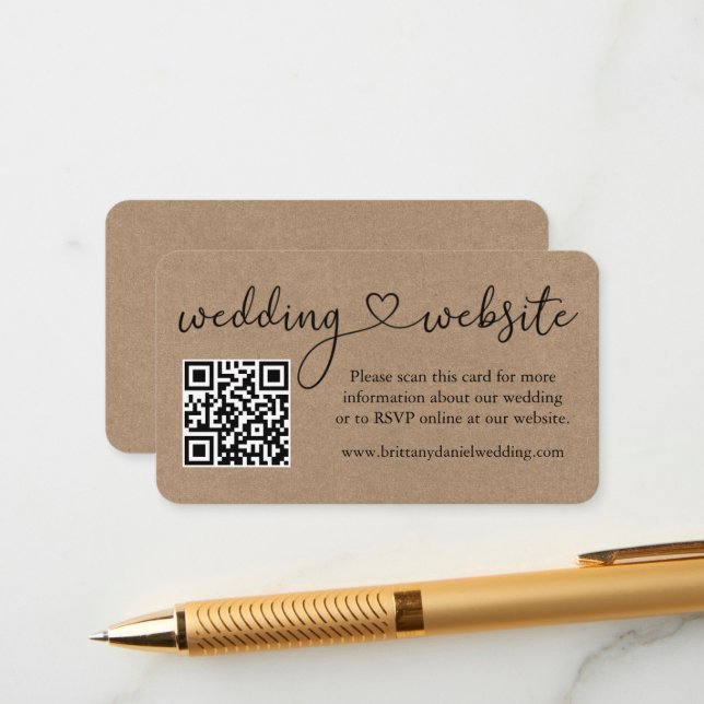 Carte D'accompagnement Calligraphie Heart Kraft Site Mariage QR (Devant/Arrière en situation)