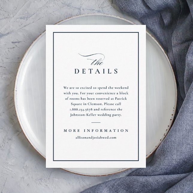 Carte D'accompagnement Classic Elegant Navy Blue Détails du Mariage (Elegant Navy Blue and White Wedding Details Enclosure Card.)