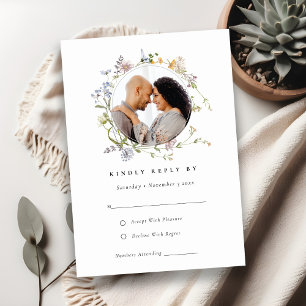 Carte D'accompagnement Cute Meadow Floral Wreath Photo Wedding RSVP