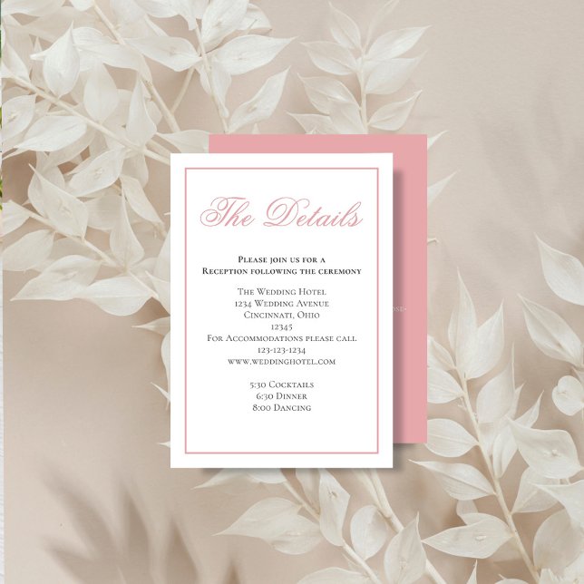 Carte D'accompagnement Détails de calligraphie élégante rose pâle RSVP (Blush pink calligraphy script wedding details card with RSVP details. )