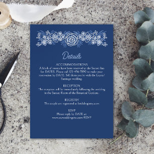 Carte D'accompagnement Détails de mariage bleu poussiéreux floral botaniq