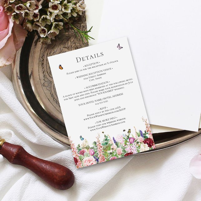 Carte D'accompagnement Fleurs violettes roses avec papillons (Créateur téléchargé)