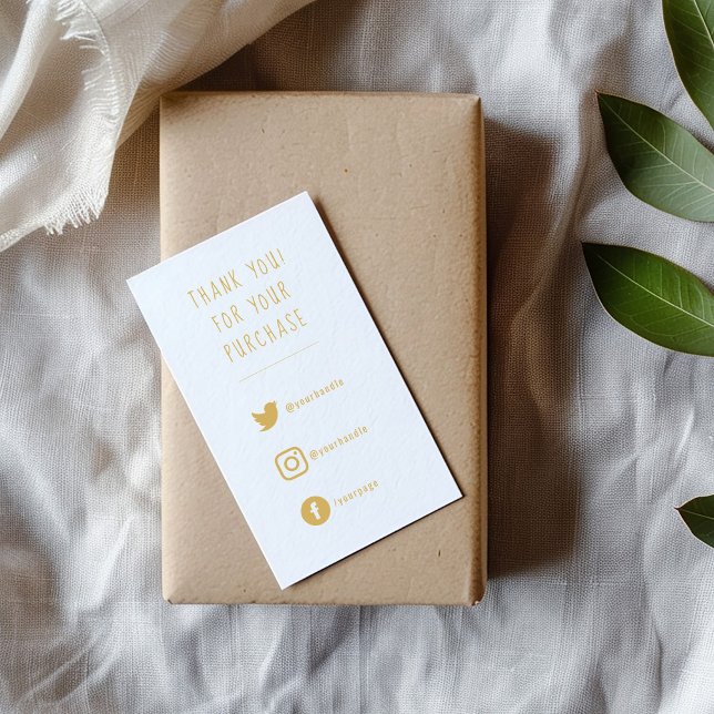 Carte D'accompagnement Liens sociaux, or et blanc insérer la carte. (Gold on white fun text social media enclosure card to say thank you to your customers)